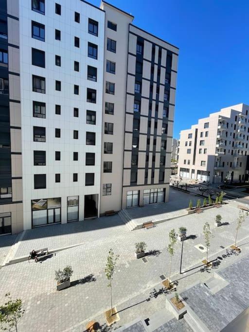 Two-bedroom Apartamento Tirana